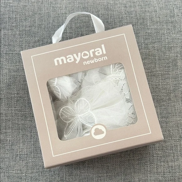 Mayoral Newborn White Lace socks and headband in Gift Box - Picture 1 of 3